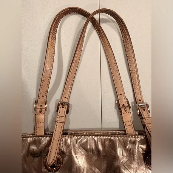 Michael Kors | monogram metallic tote bag. - Picture 3 of 16